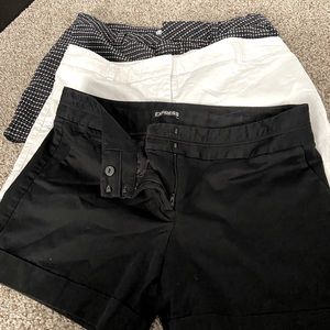 Bundle of Womens Dress Shorts     SOLD